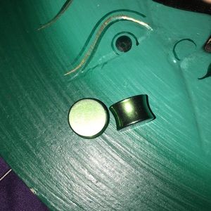 00 -body mod- Metallic Mint Green Plugs